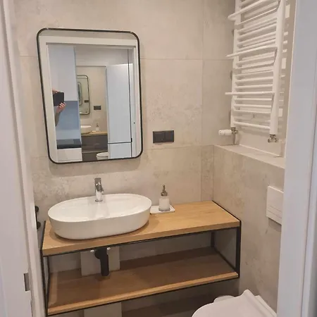 Plac Wolnosci 6 Apartament Poznań